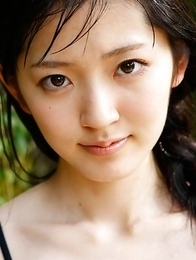 Airi Suzuki walks on favorite streets exposing her curves
